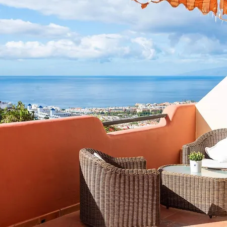 Roque Del Conde Sunsets Apartman *